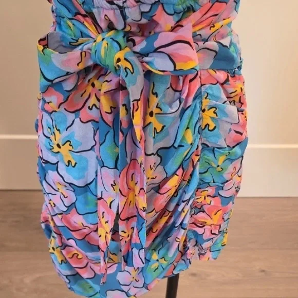 🔥 NWT's For Love & Lemons Floral Wrap Mini Dress Size Small - Picture 3 of 6